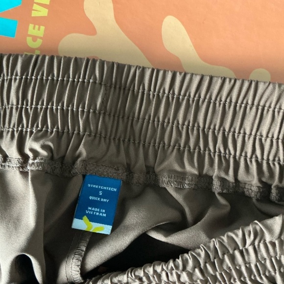 Old Navy Stretch Tech Joggers Pants Brown Taupe Size S - Picture 8 of 8